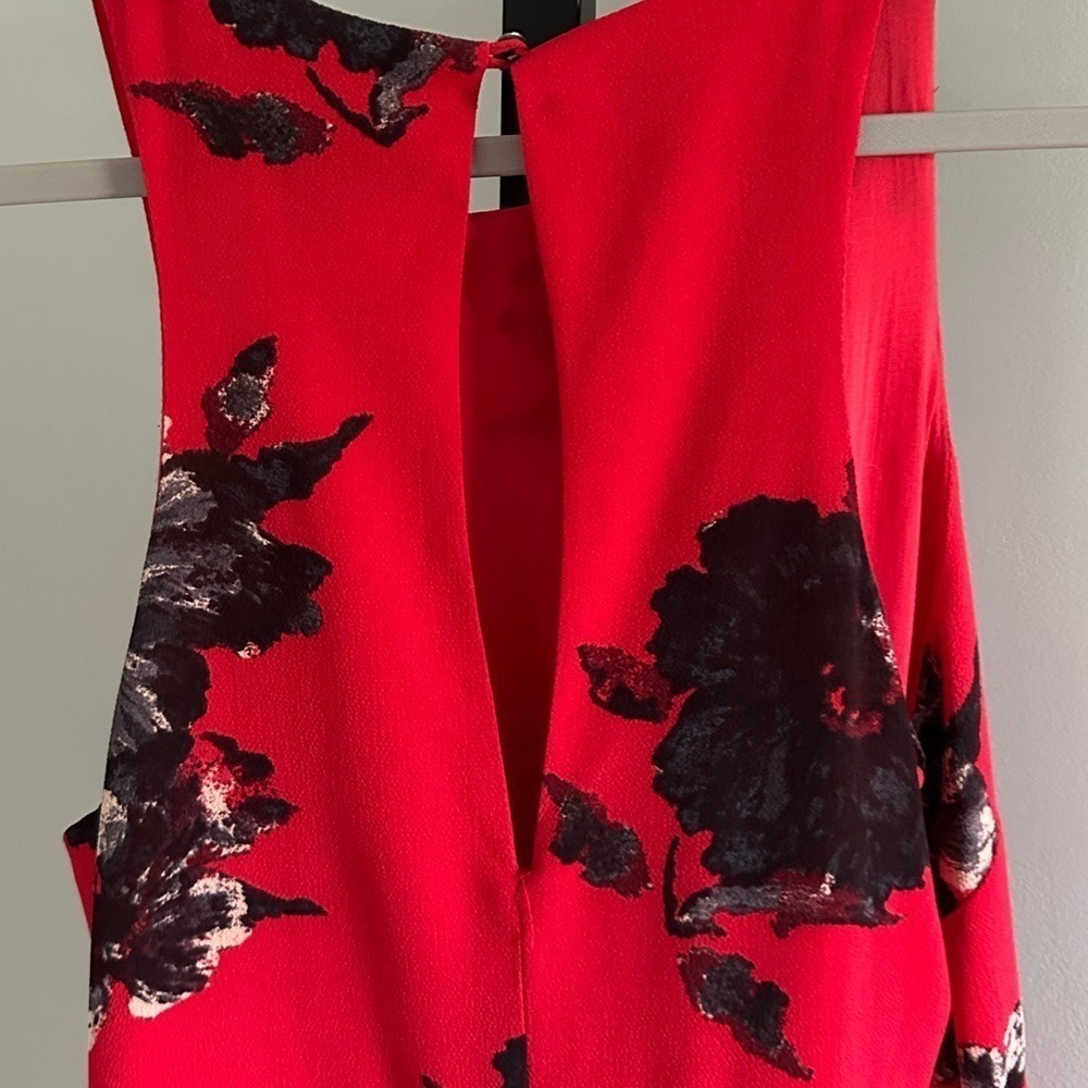 FREE PEOPLE- Cherry Red Floral Mini Dress-Size 2 Flutterby style-EUC - Picture 10 of 12